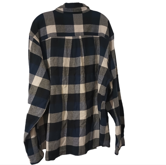 WOOLRICH Shirt, Long Sleeve Plaid Flannel Button Down, Size: XXL, 100% cotton - Picture 2 of 5